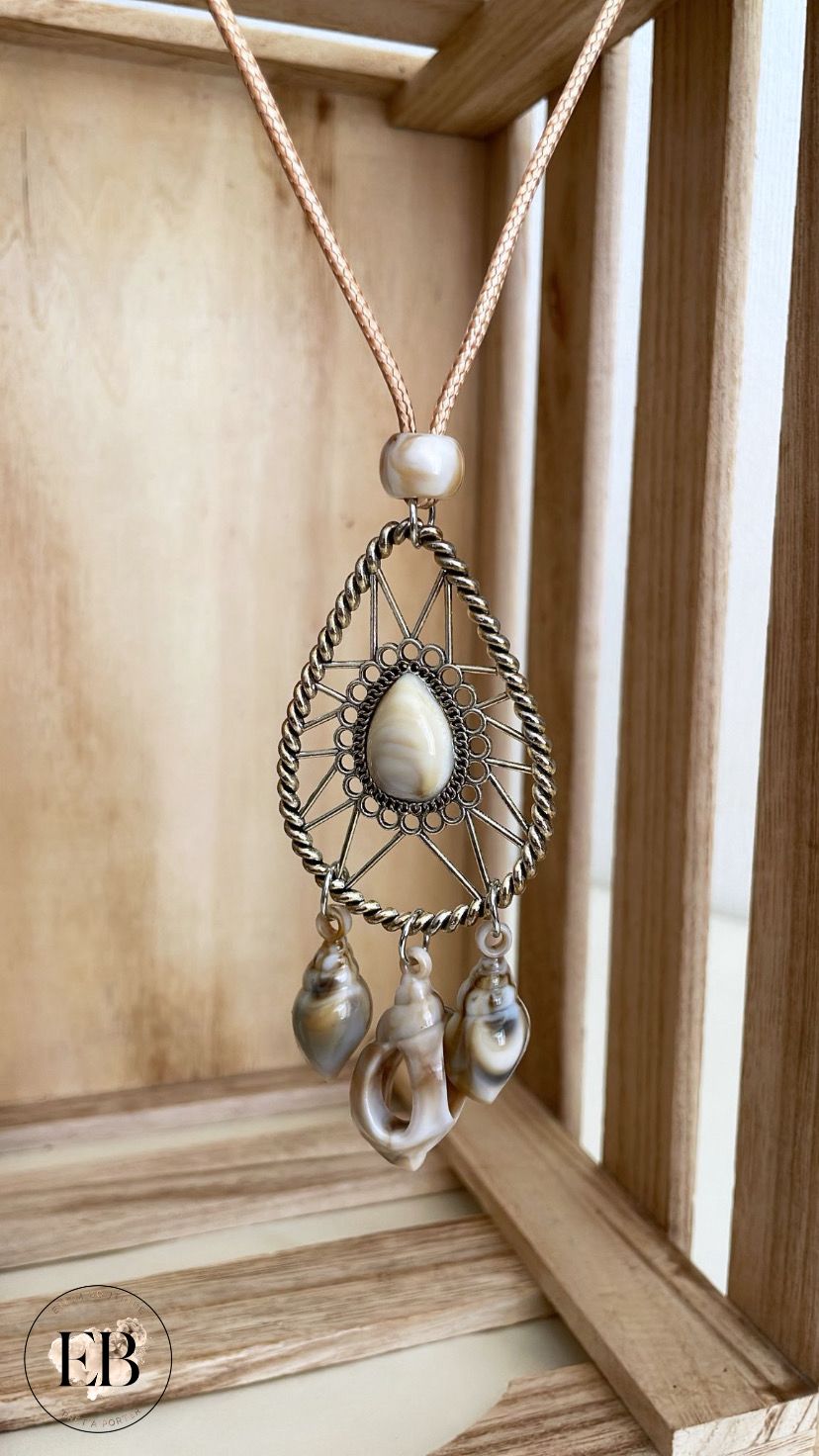 Collier COQUILLAGE