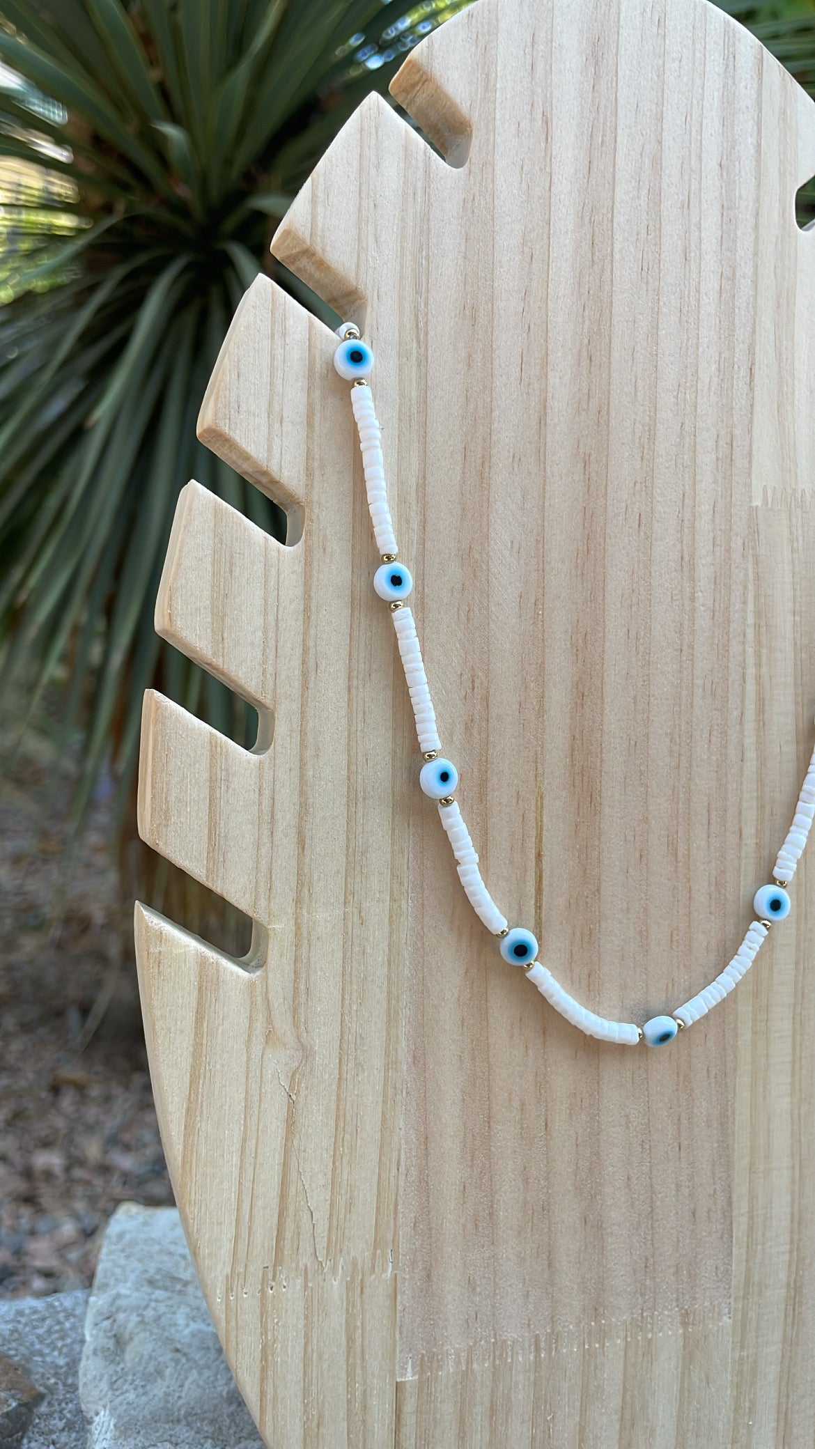 Collier ŒIL BLEU