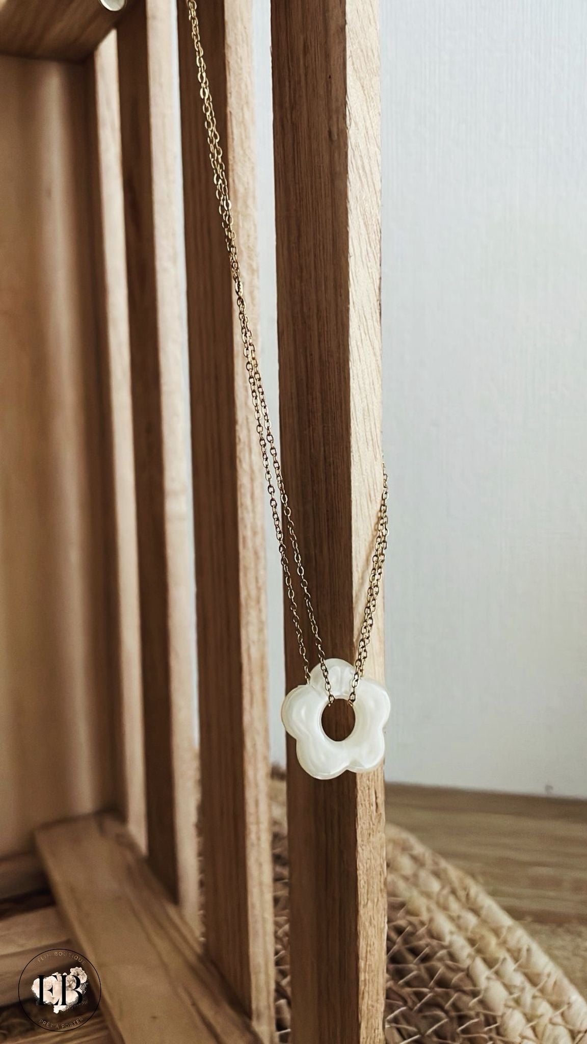 Collier FLORA [ Beige ] Eylim Boutique