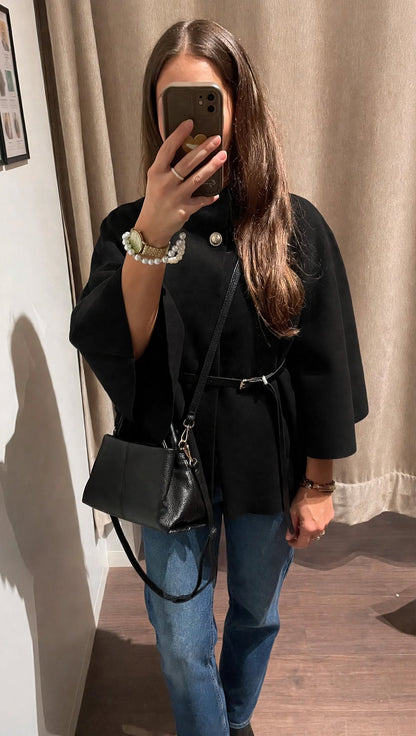Poncho 🖤 Eylim Boutique